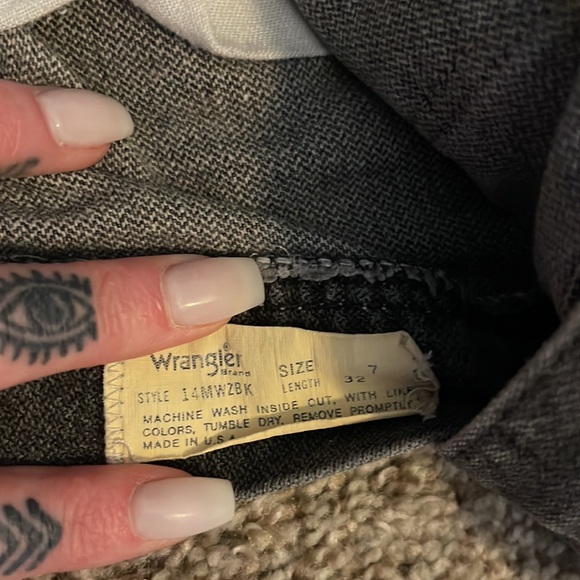 Vintage wrangler high waisted boot cut jeans - Picture 2 of 5